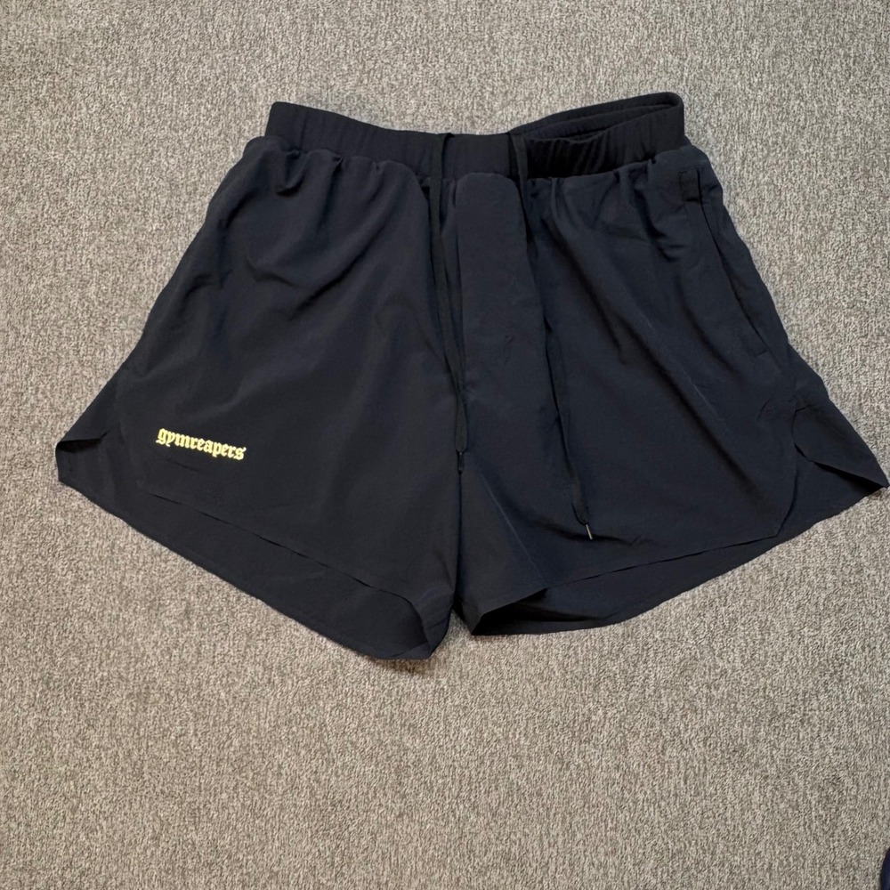 Gymreapers Mens Black Training Shorts 5 Inch Inseam Zipper Pockets Medium